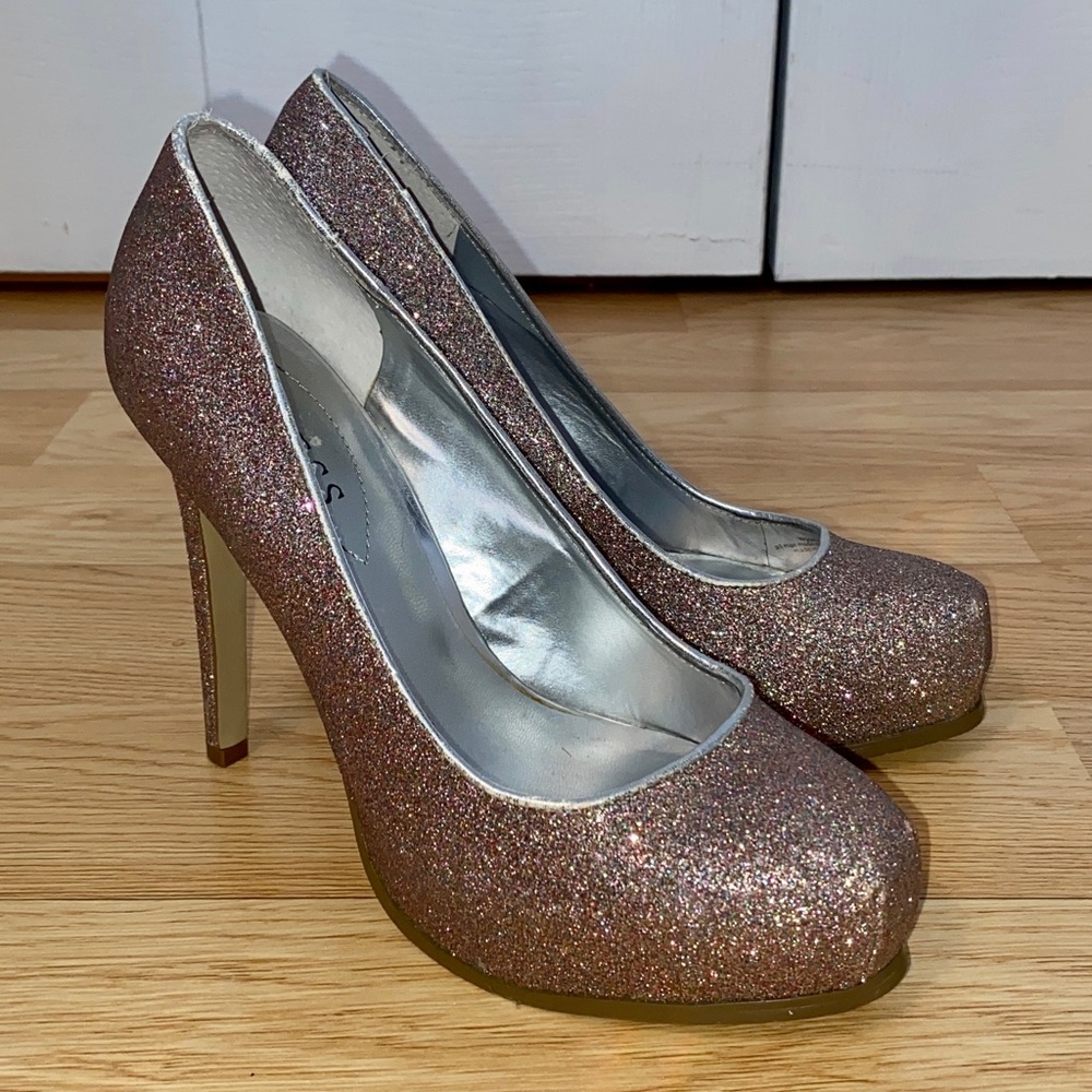 GUESS purple glitter pumps/shoes for women size 7